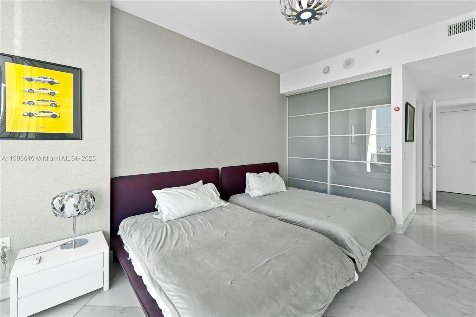 4100 Island Blvd #903 Aventura, FL 33160