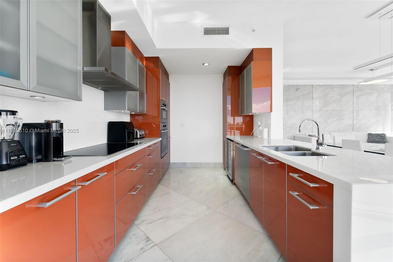 4100 Island Blvd #903 Aventura, FL 33160