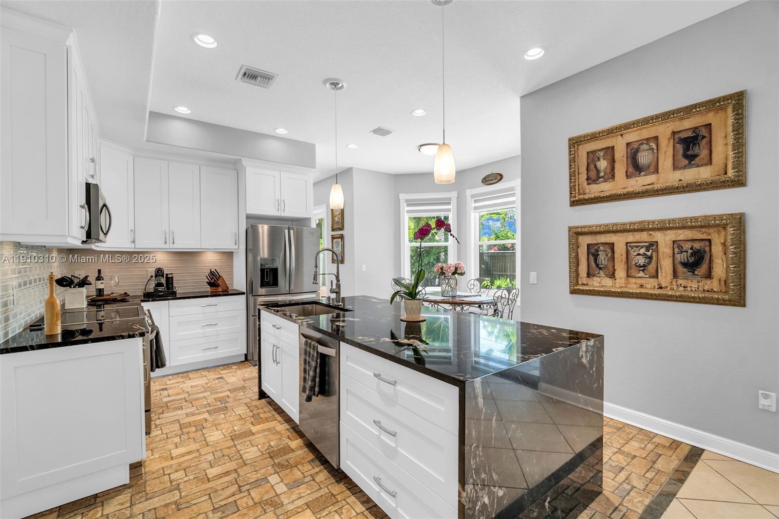 15974 SW 16th St Pembroke Pines, FL 33027