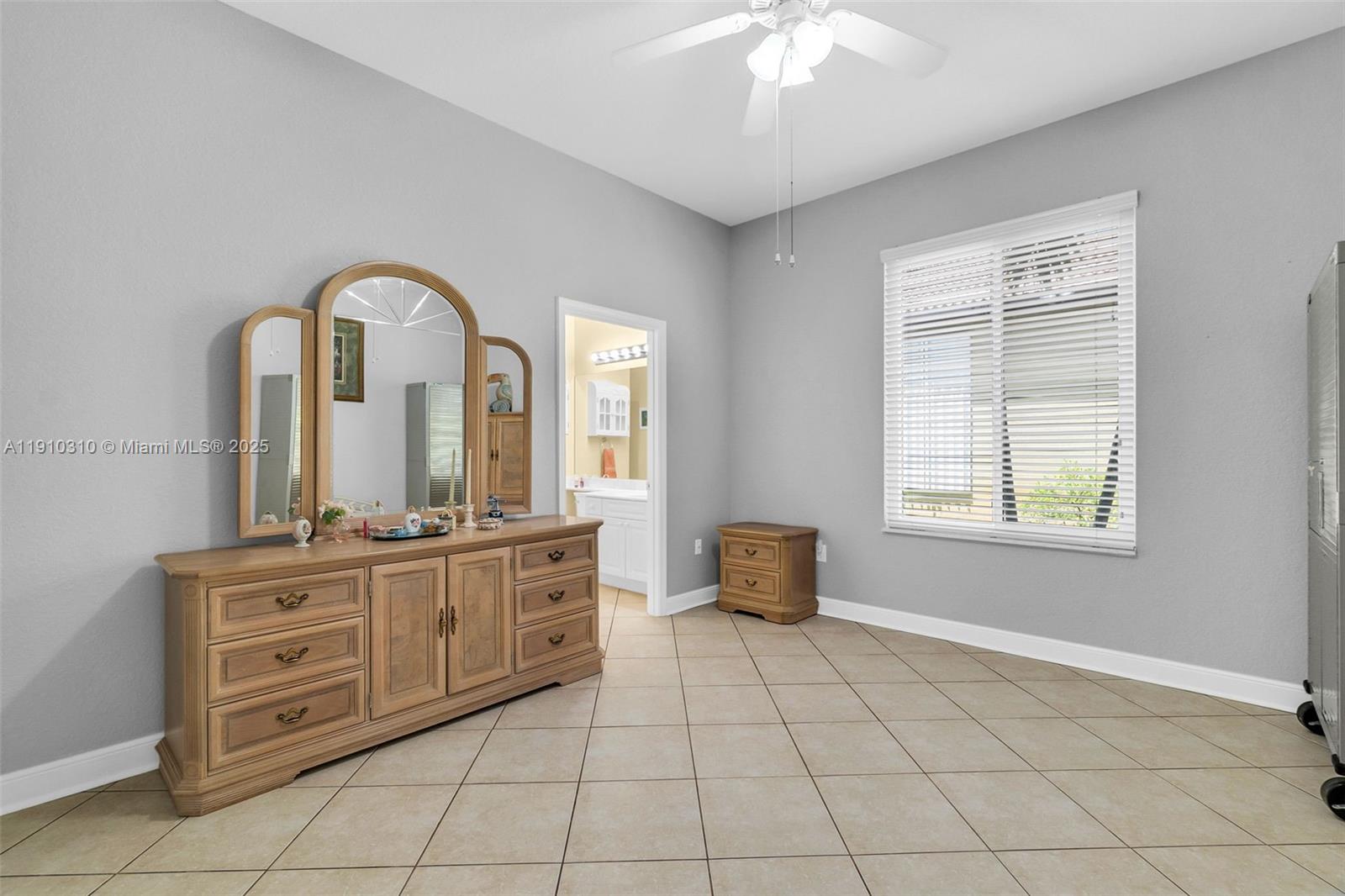 15974 SW 16th St Pembroke Pines, FL 33027