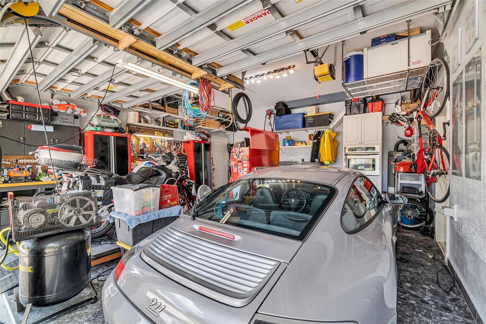 15974 SW 16th St Pembroke Pines, FL 33027