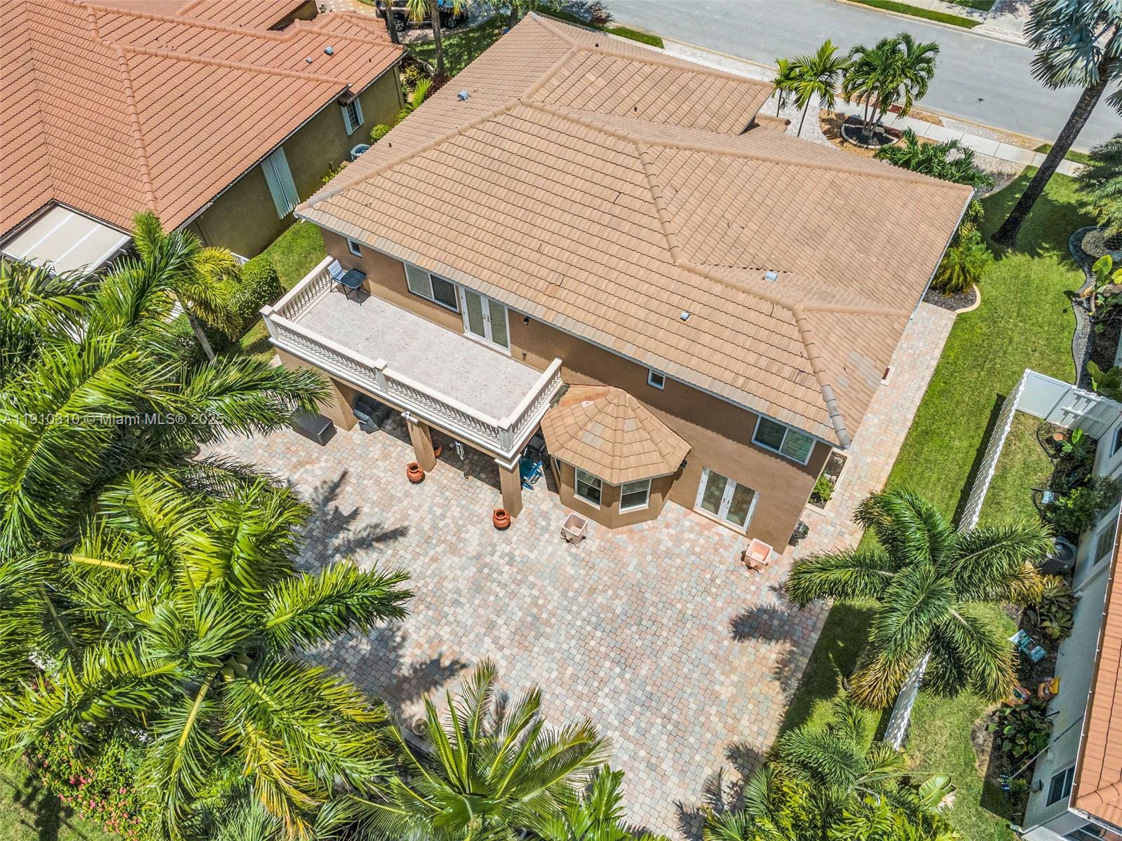 15974 SW 16th St Pembroke Pines, FL 33027