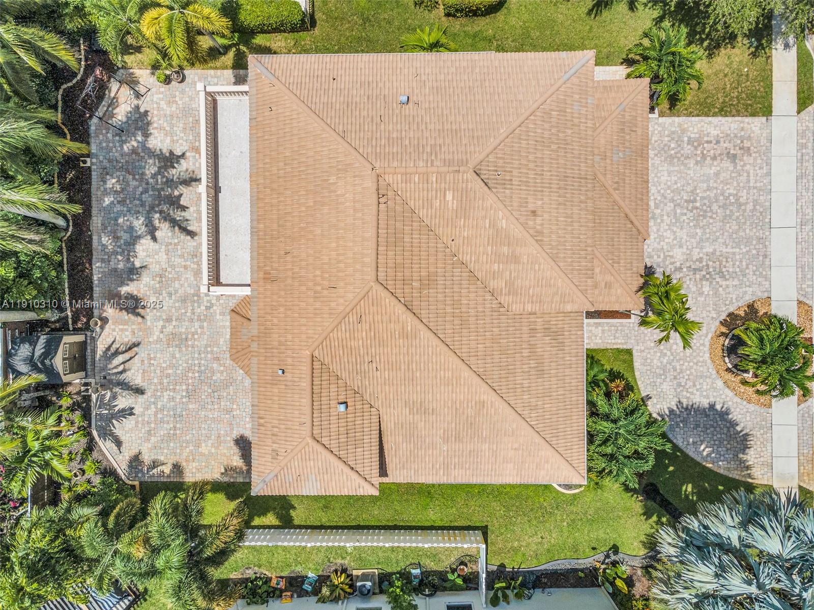 15974 SW 16th St Pembroke Pines, FL 33027