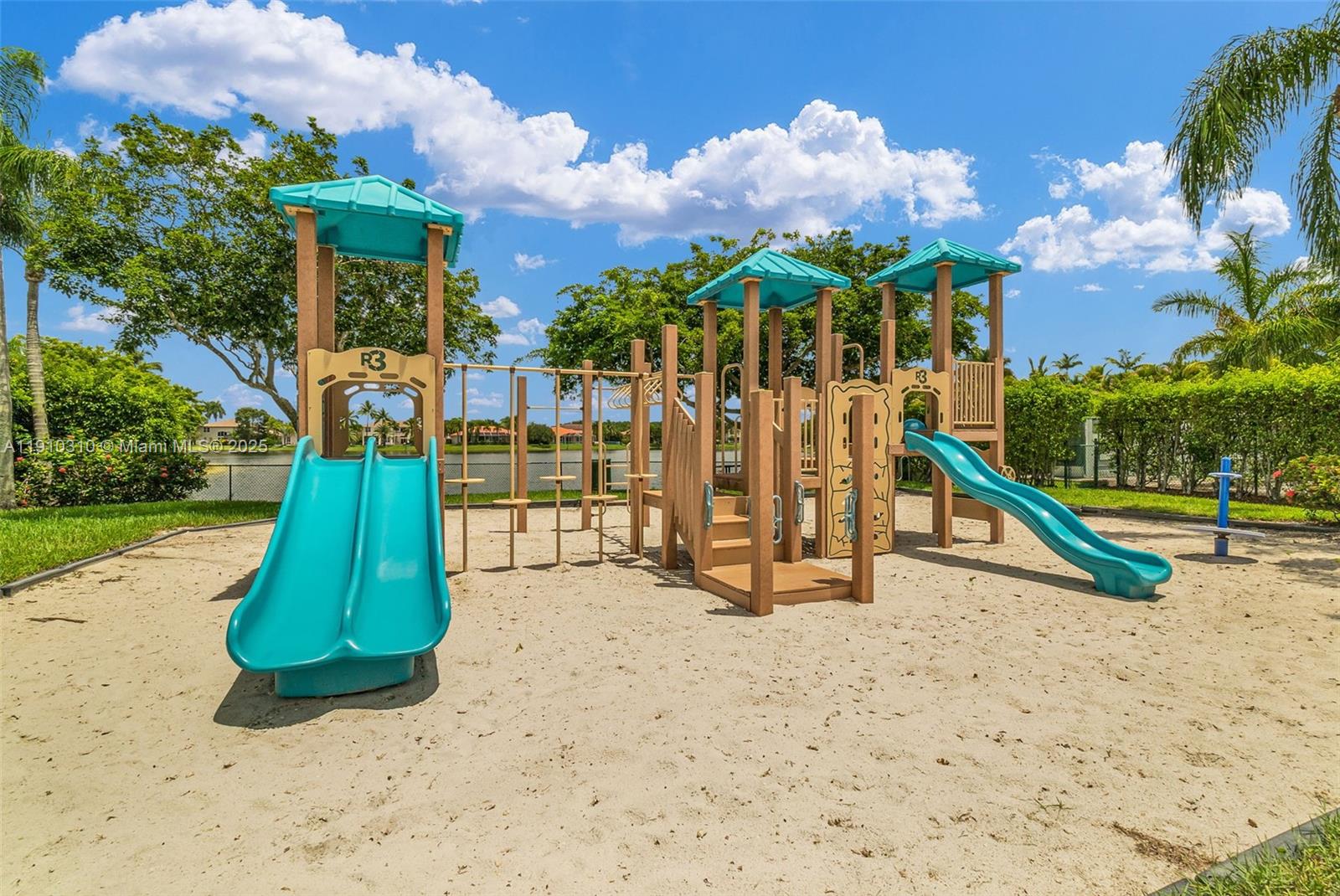 15974 SW 16th St Pembroke Pines, FL 33027