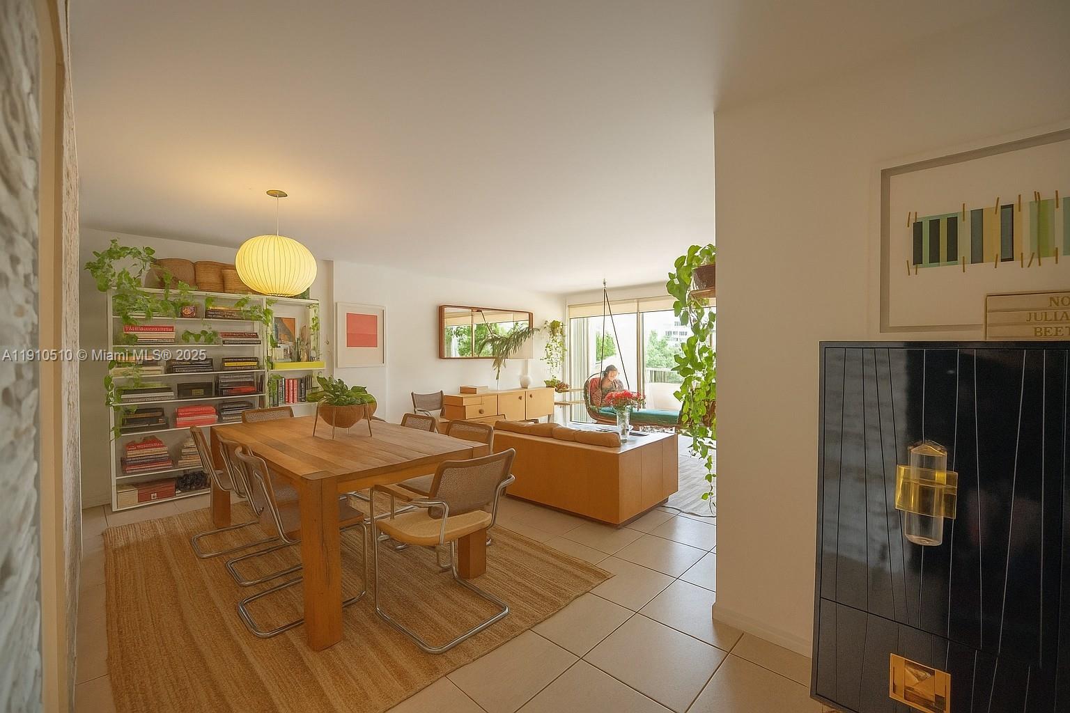 199 Ocean Ln Dr #313