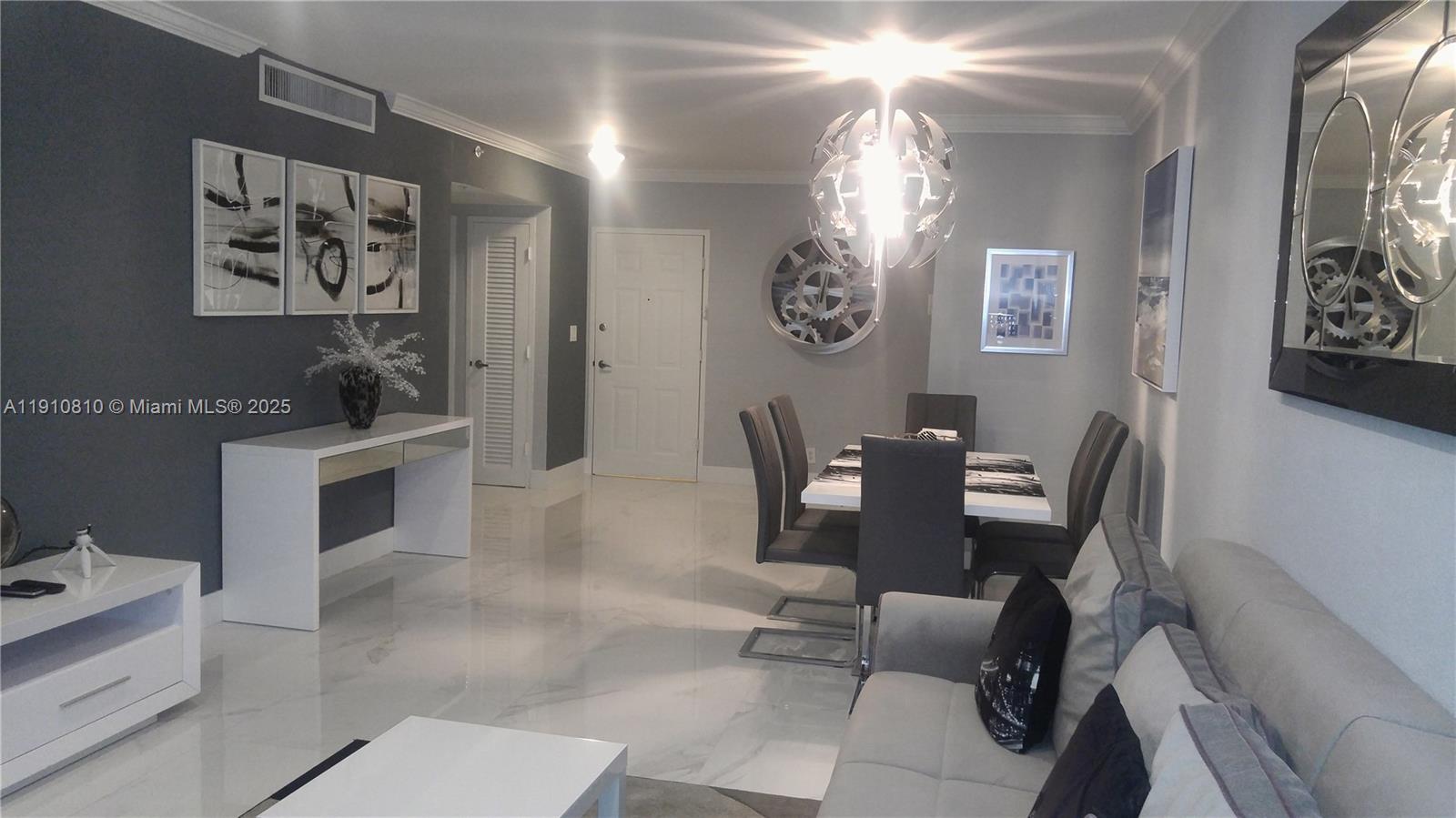 2501 S Ocean Dr #L04