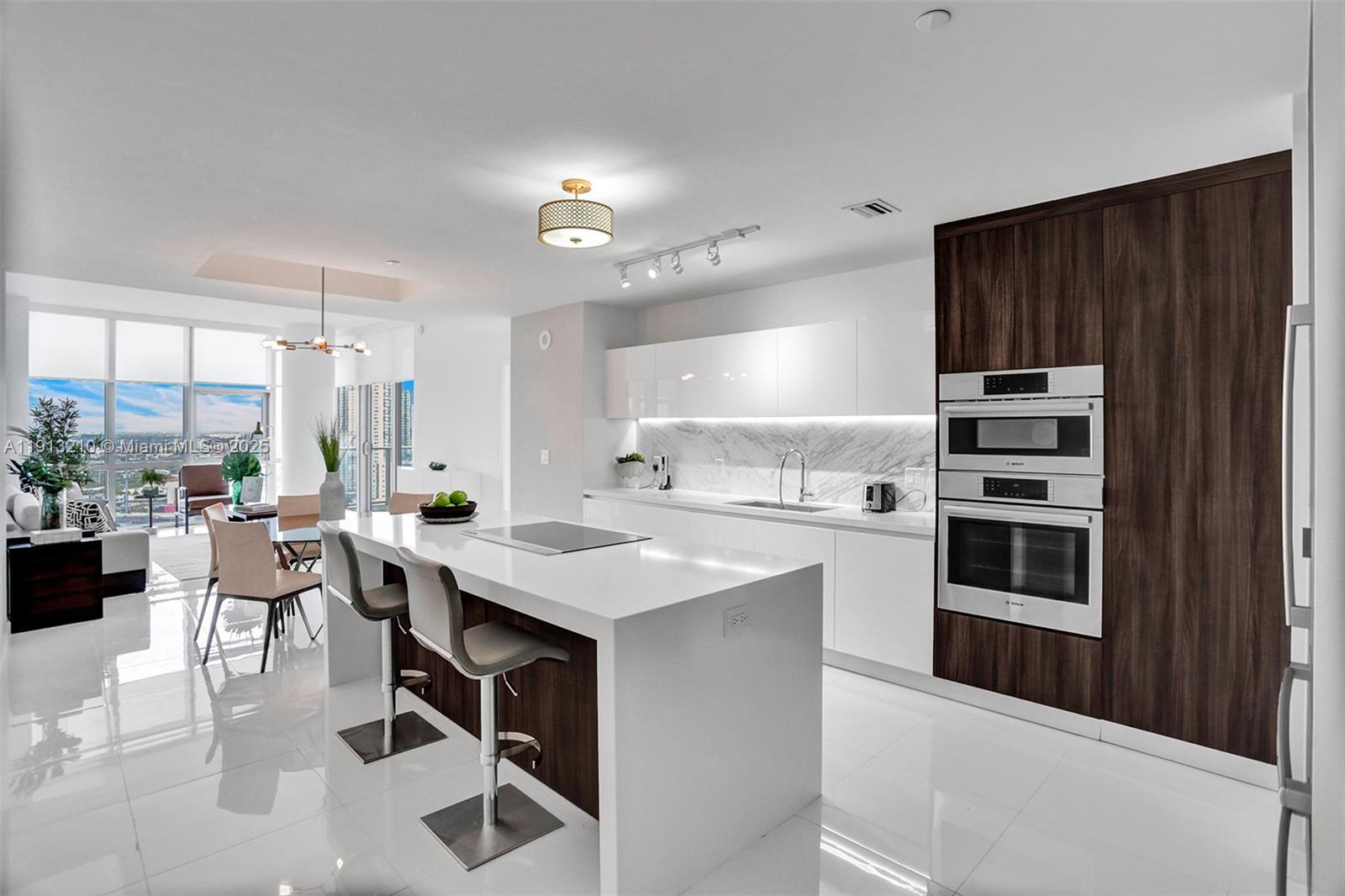 851 NE 1st Ave #1801