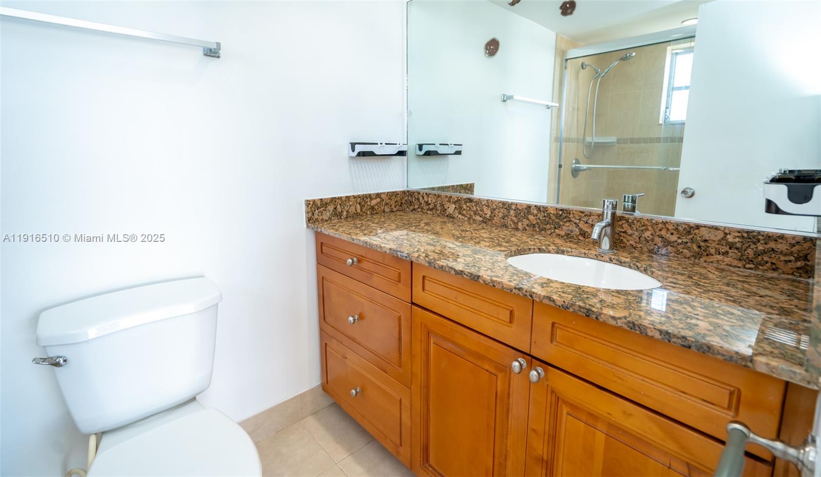 3527 NE 168th St #301 North Miami Beach, FL 33160