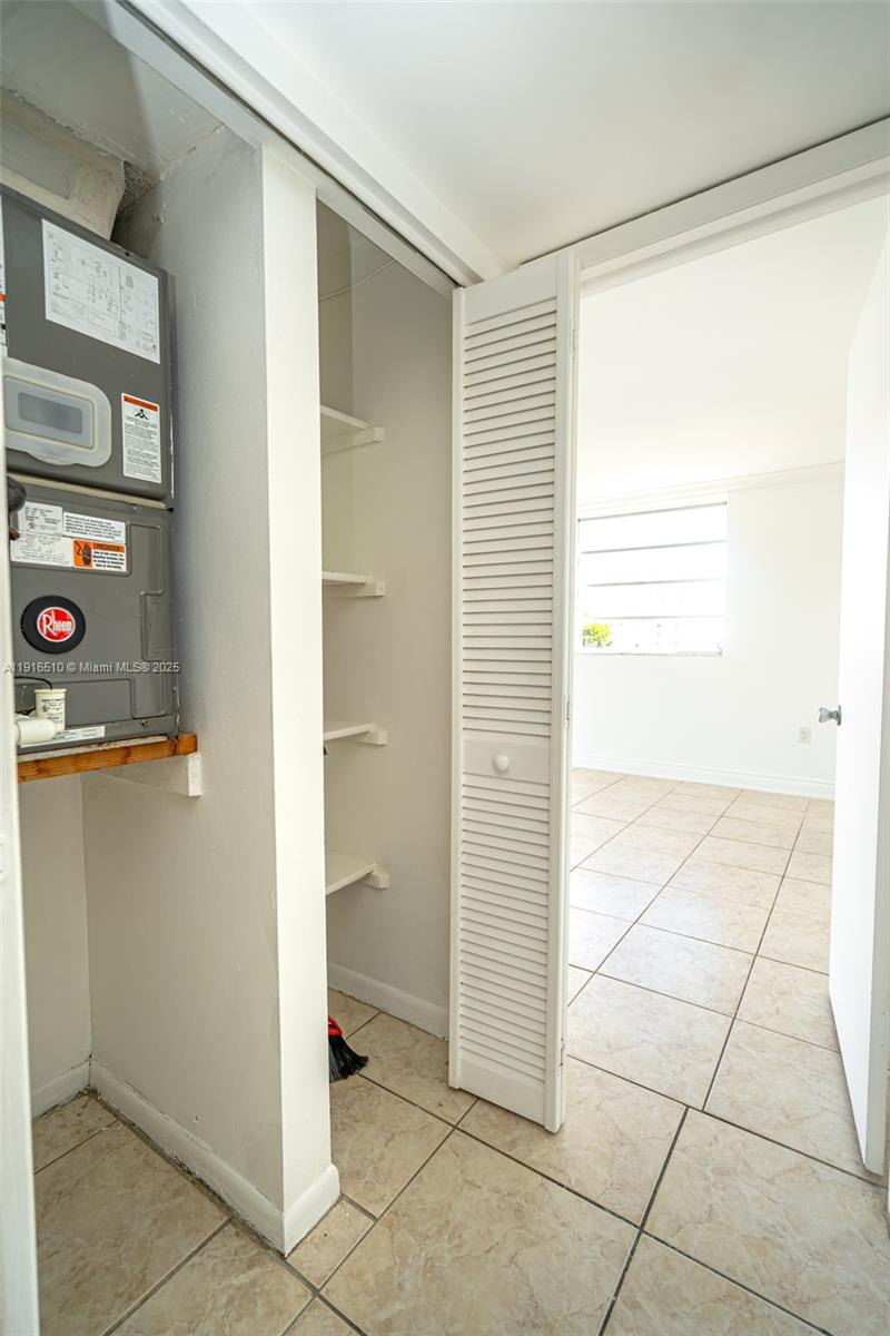 3527 NE 168th St #301 North Miami Beach, FL 33160