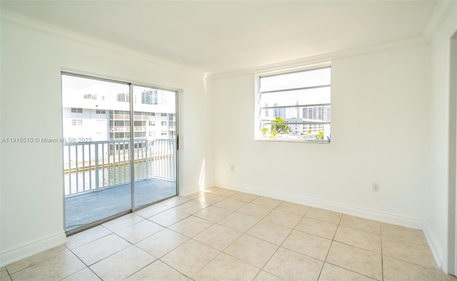 3527 NE 168th St #301 North Miami Beach, FL 33160