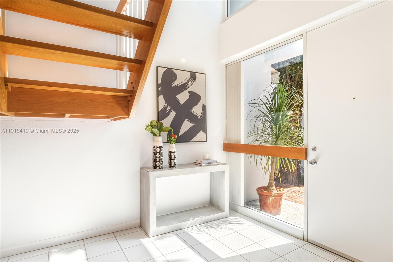 2475 S Bayshore Dr #2 Miami, FL 33133