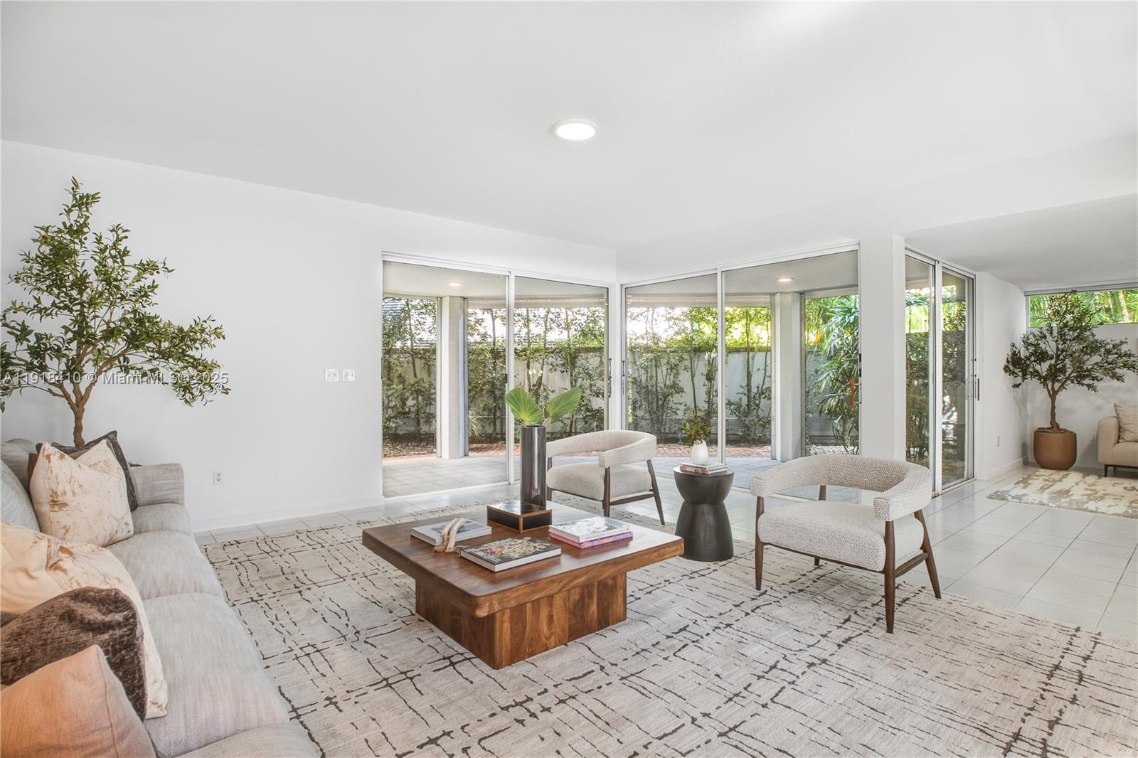 2475 S Bayshore Dr #2 Miami, FL 33133