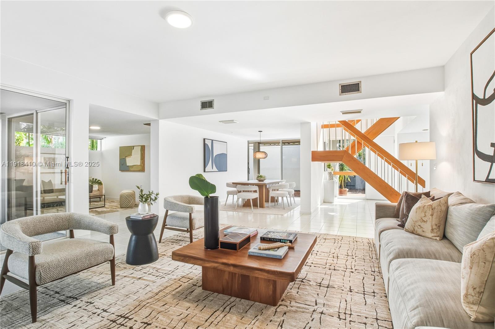 2475 S Bayshore Dr #2 Miami, FL 33133