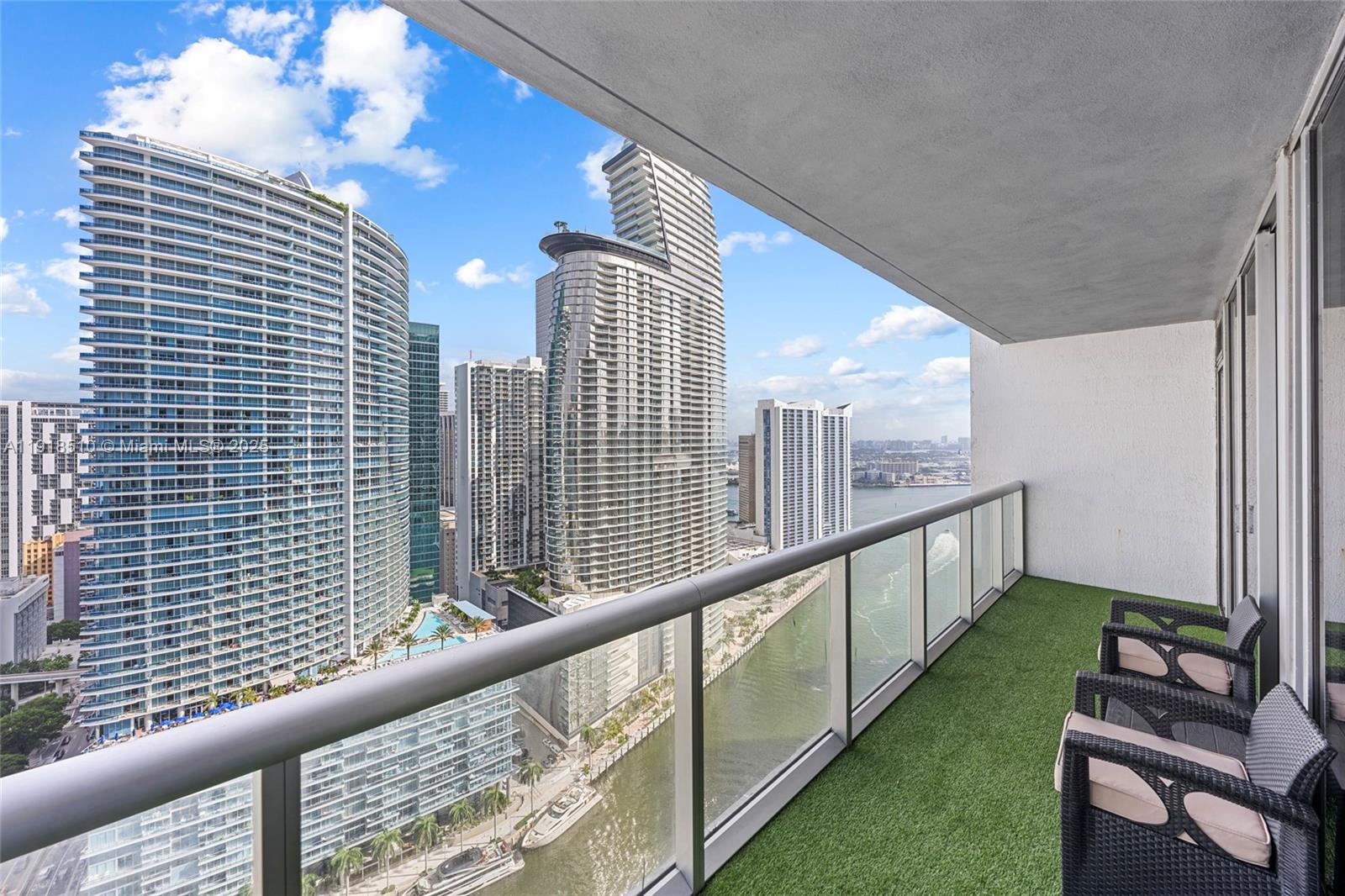 485 Brickell Ave #3503 Miami, FL 33131
