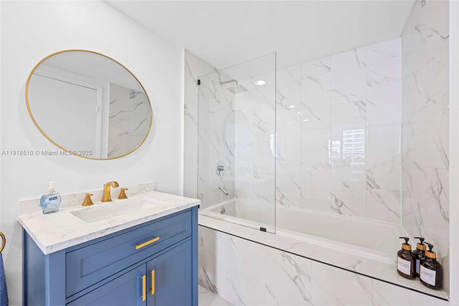 485 Brickell Ave #3503 Miami, FL 33131