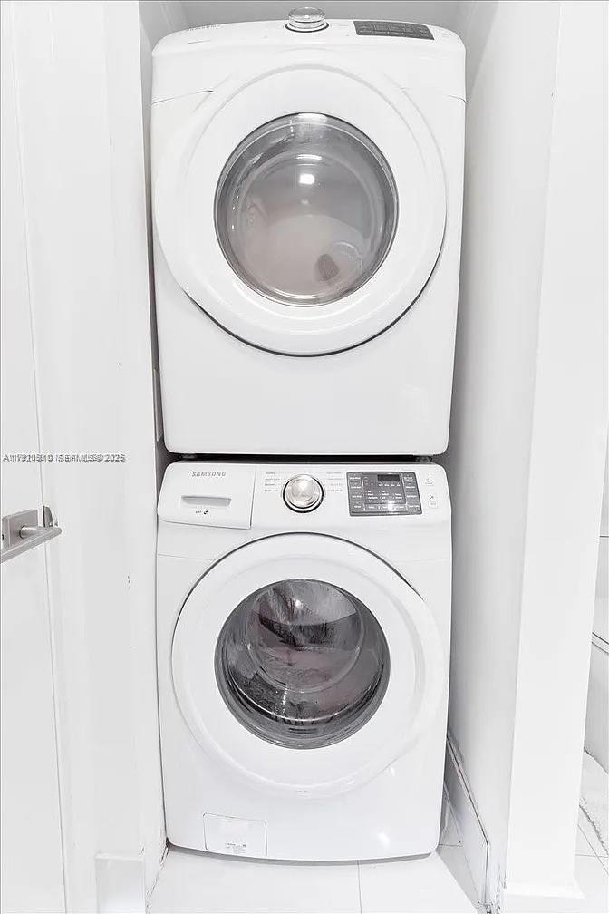 650 NE 32nd St #3808 Miami, FL 33137