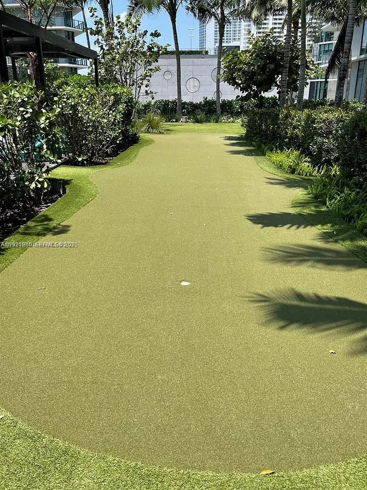 650 NE 32nd St #3808 Miami, FL 33137