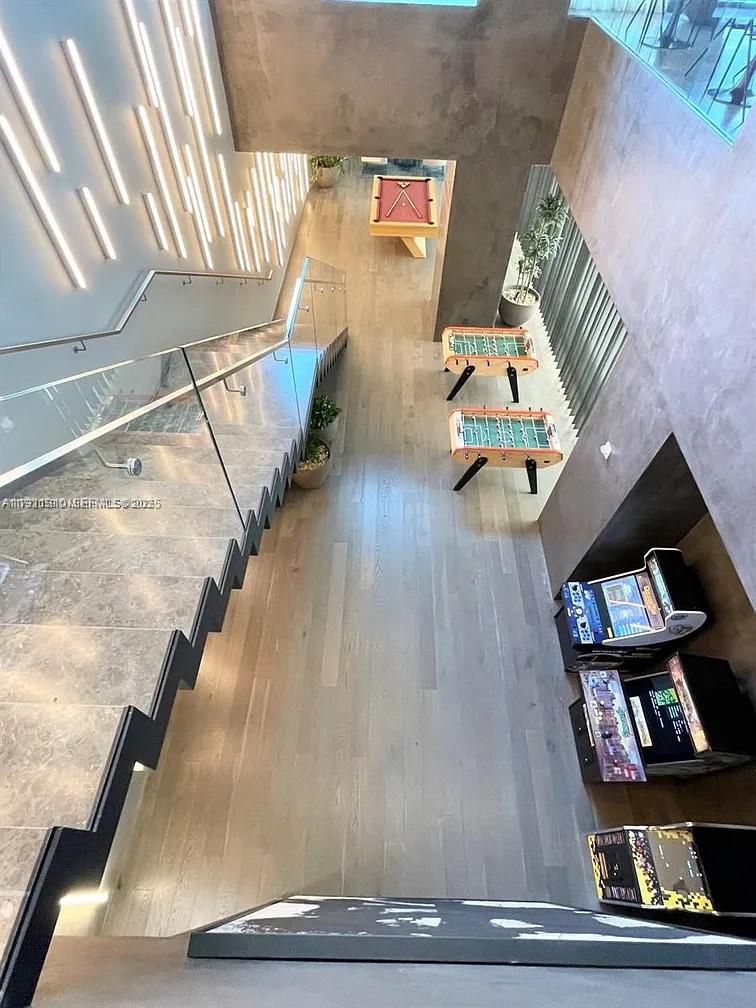 650 NE 32nd St #3808 Miami, FL 33137