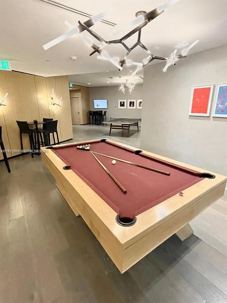 650 NE 32nd St #3808 Miami, FL 33137