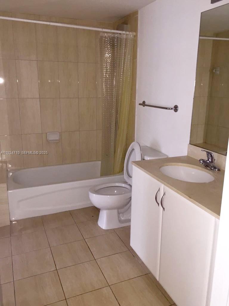 1750 N Bayshore Dr #5105 Miami, FL 33132