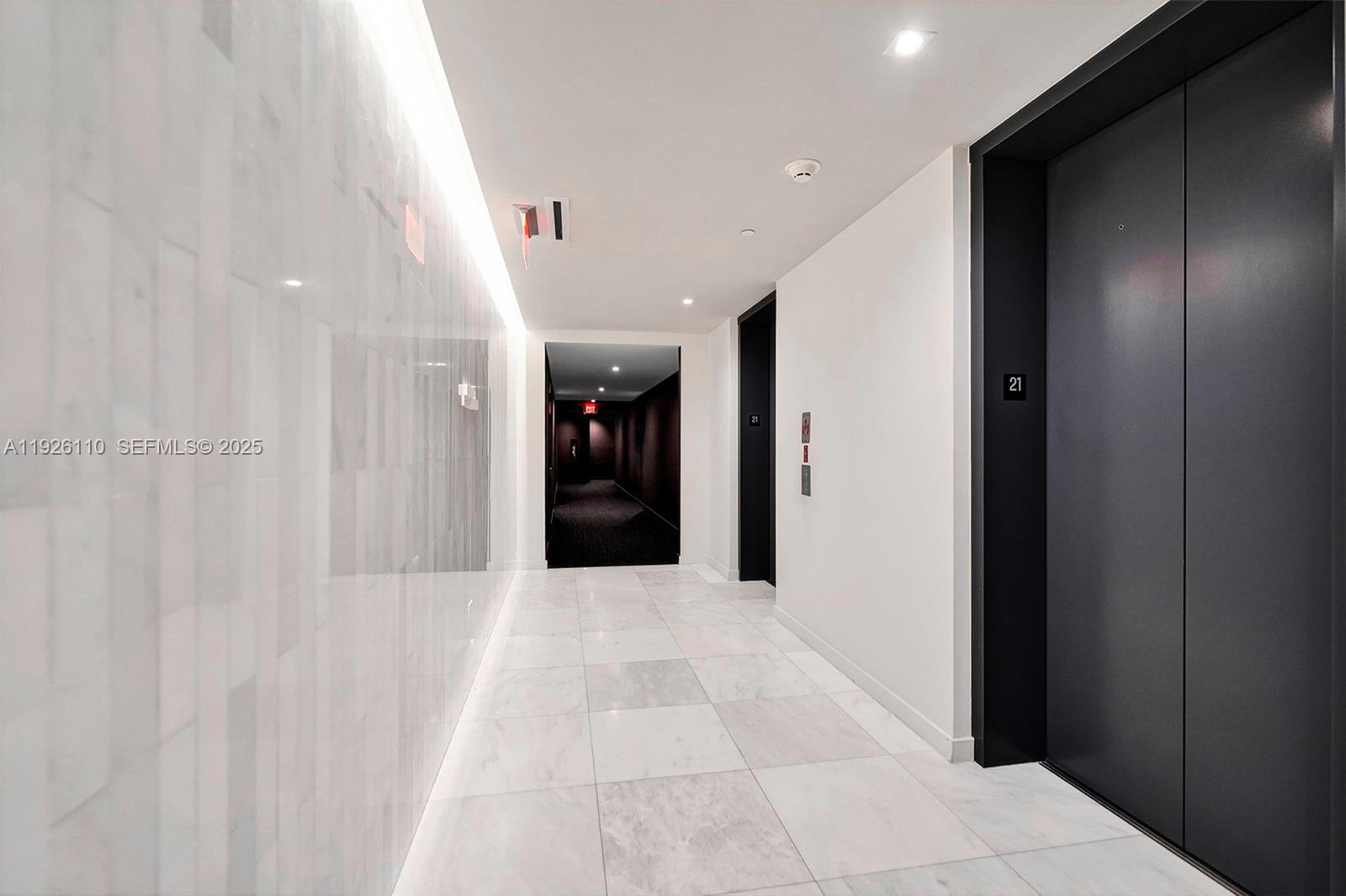 88 SW 7th St #2106 Miami, FL 33130