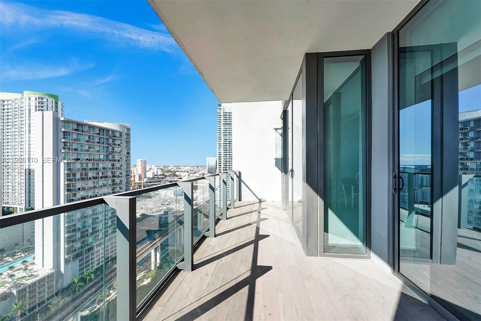 88 SW 7th St #2106 Miami, FL 33130