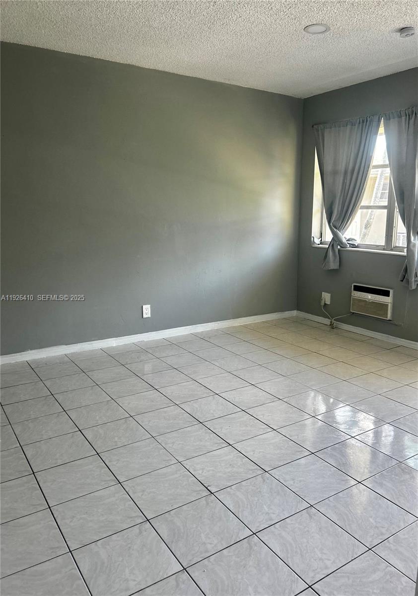 2641 Polk St #9 Hollywood, FL 33020