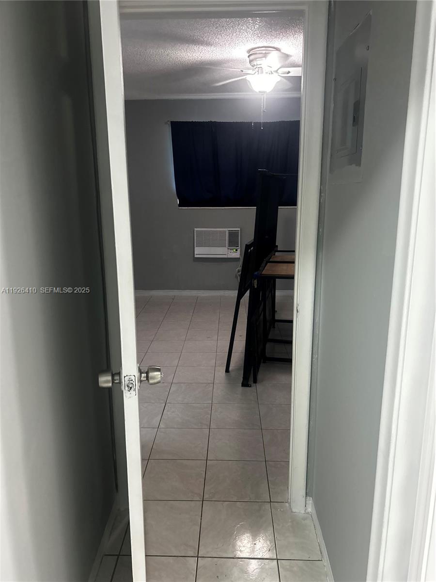 2641 Polk St #9 Hollywood, FL 33020