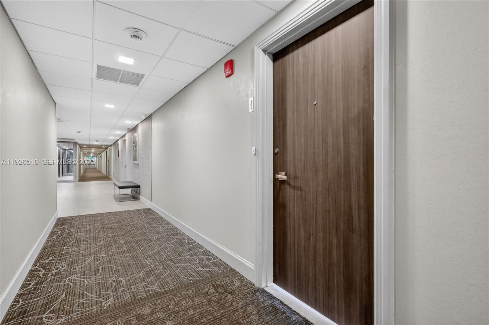 300 Bayview Dr #202 Sunny Isles Beach, FL 33160