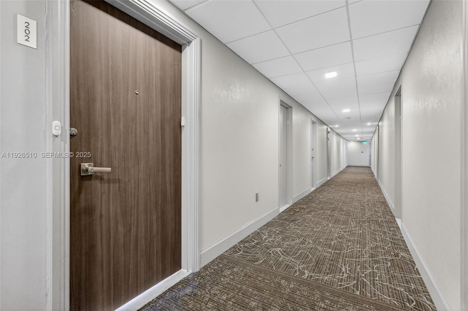 300 Bayview Dr #202 Sunny Isles Beach, FL 33160