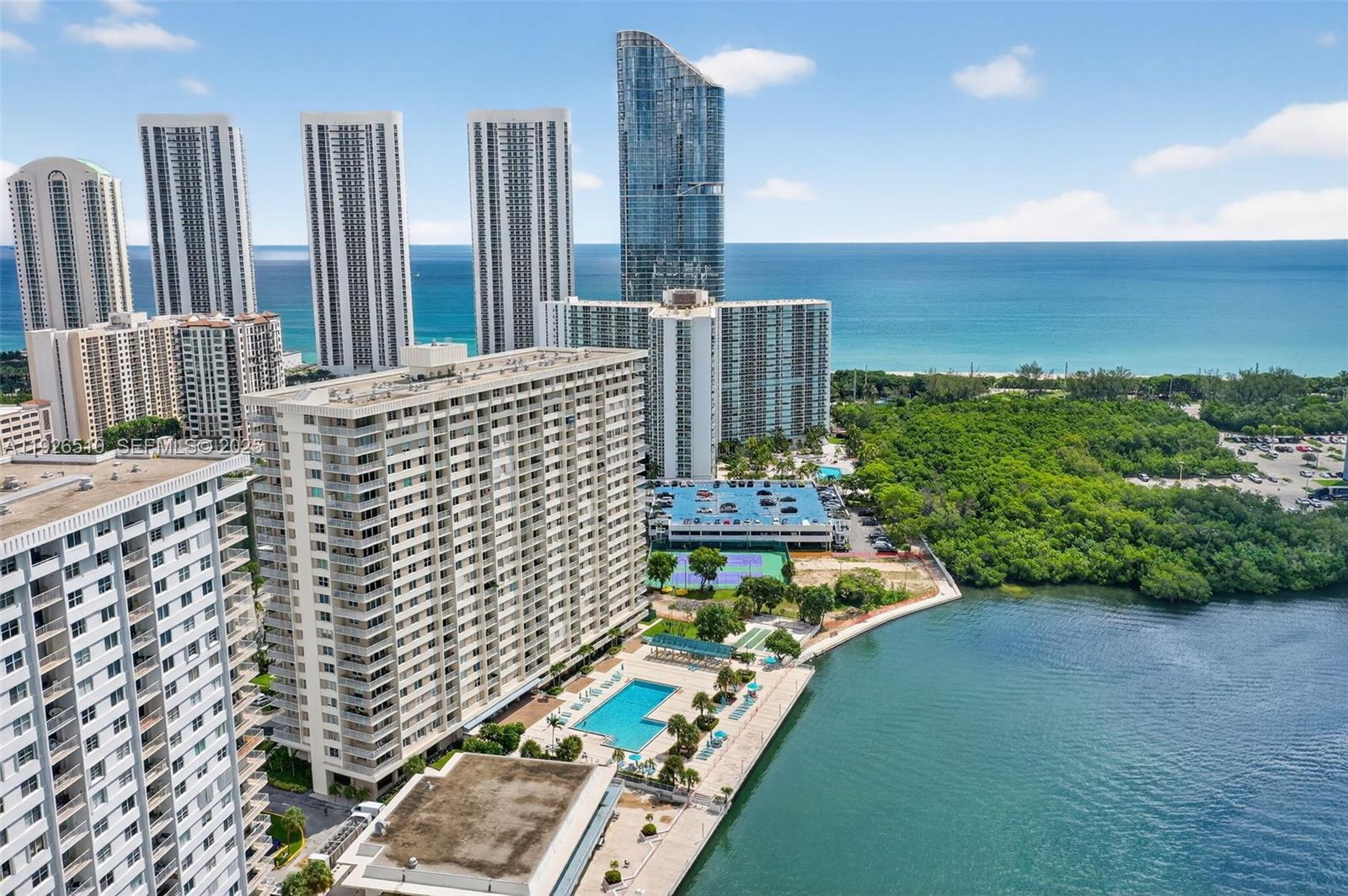 300 Bayview Dr #202 Sunny Isles Beach, FL 33160