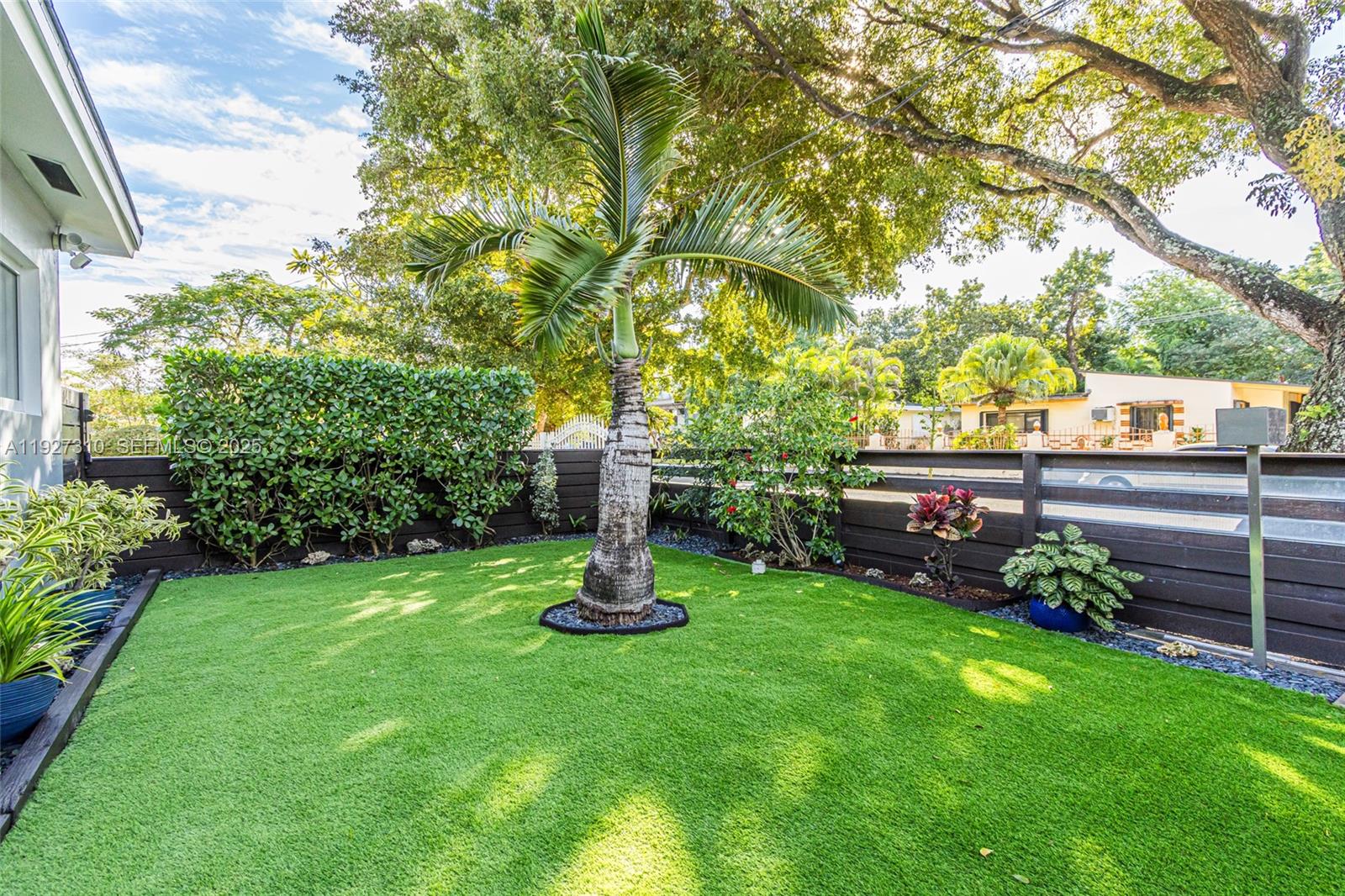 475 NW 42nd St Miami, FL 33127