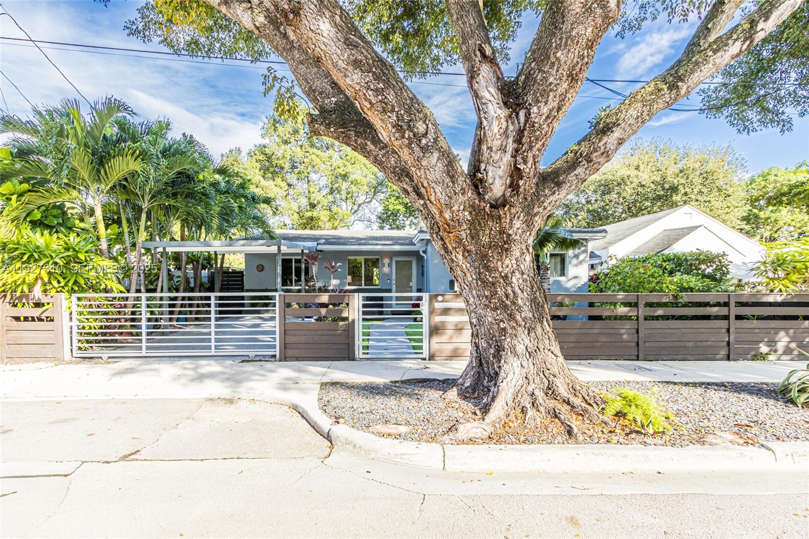 475 NW 42nd St Miami, FL 33127