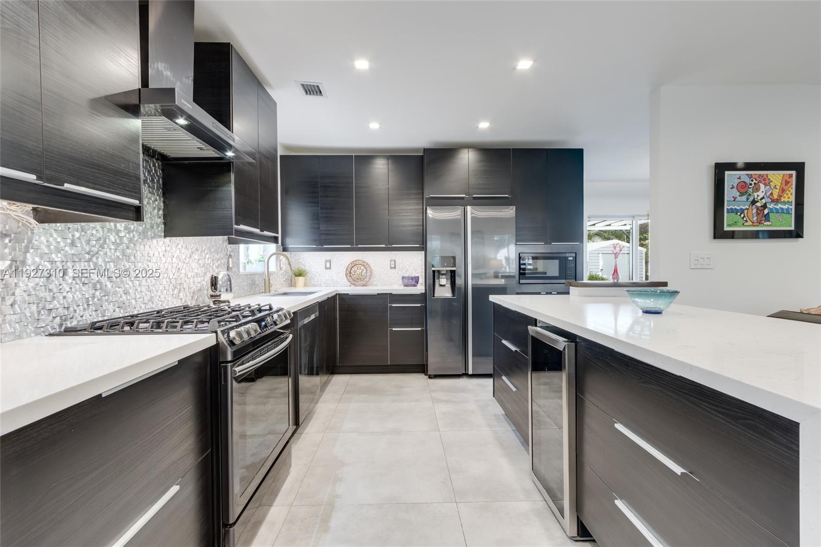 475 NW 42nd St Miami, FL 33127