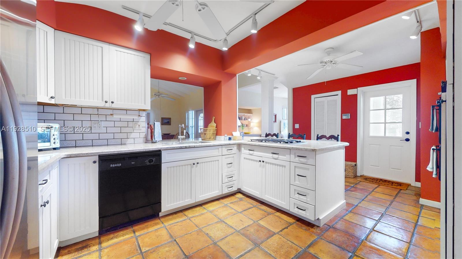 2607 N Greenway Dr Coral Gables, FL 33134