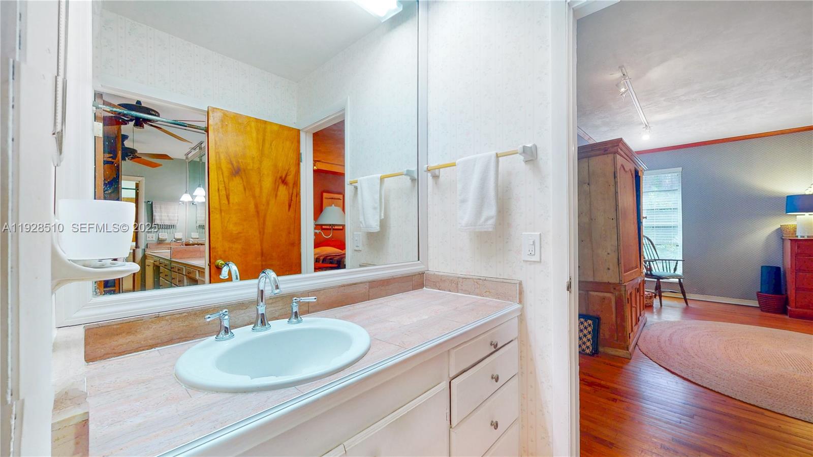 2607 N Greenway Dr Coral Gables, FL 33134