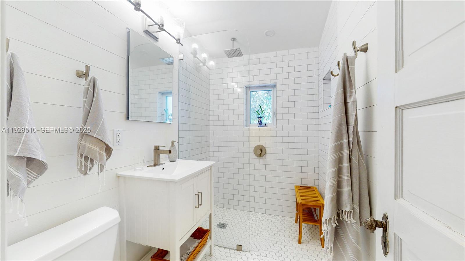 2607 N Greenway Dr Coral Gables, FL 33134