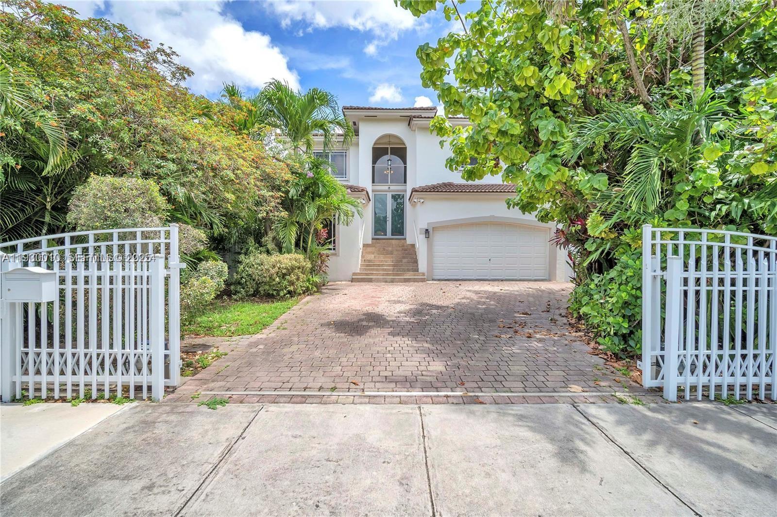 2913 SW 13th St Miami, FL 33145