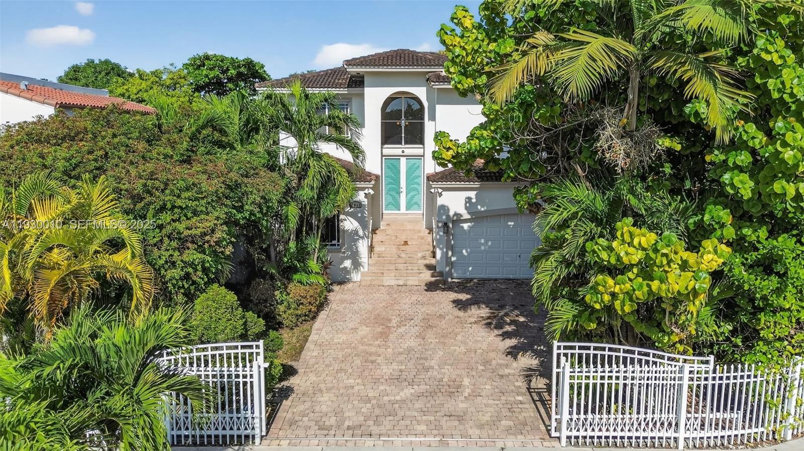 2913 SW 13th St Miami, FL 33145