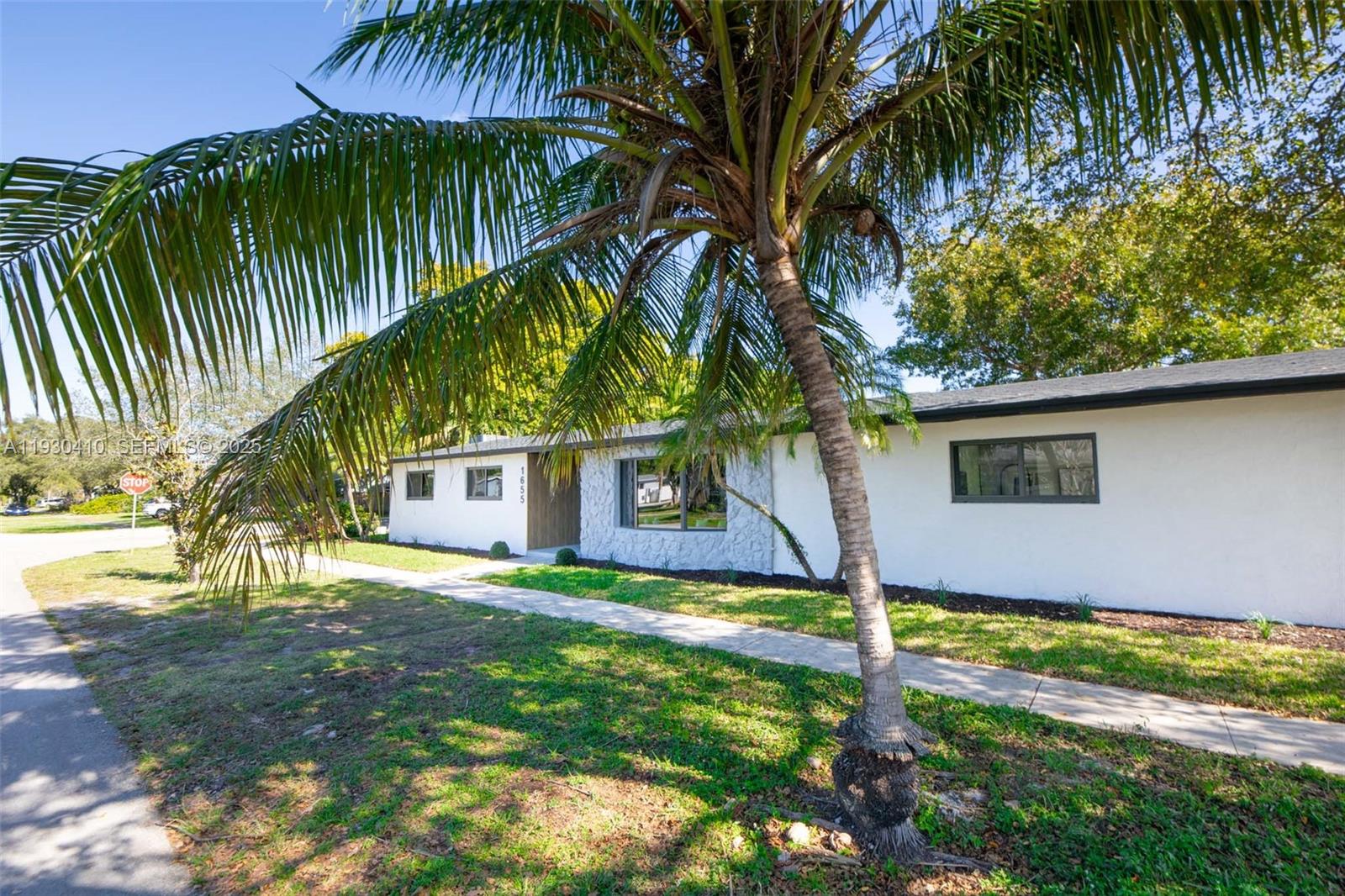 1655 N 50th Ave Hollywood, FL 33021