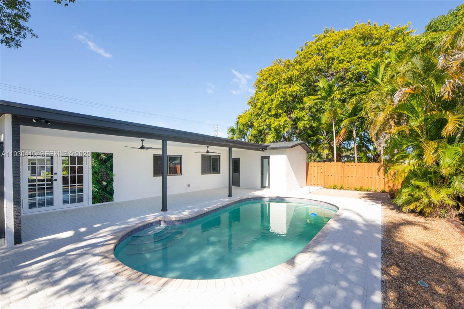 1655 N 50th Ave Hollywood, FL 33021