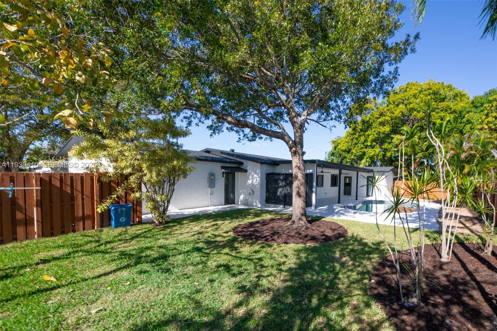 1655 N 50th Ave Hollywood, FL 33021