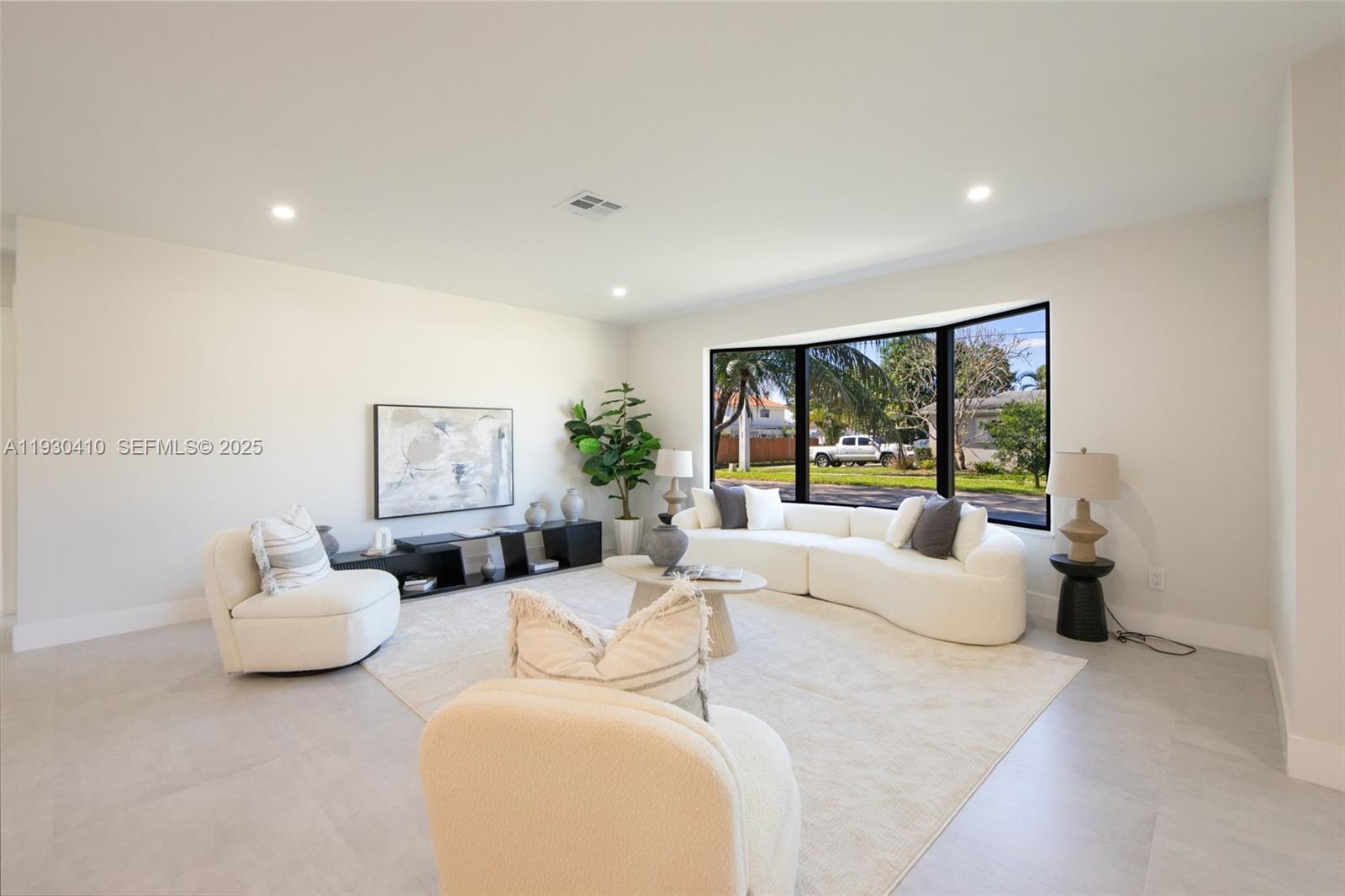 1655 N 50th Ave Hollywood, FL 33021