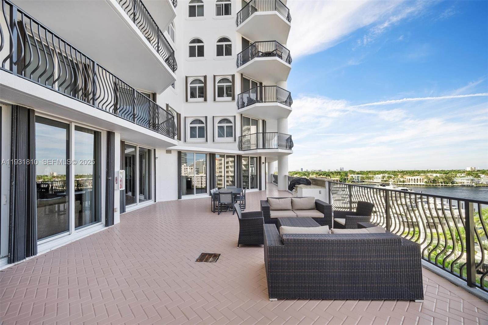 100 S Birch Rd #1504E Fort Lauderdale, FL 33316