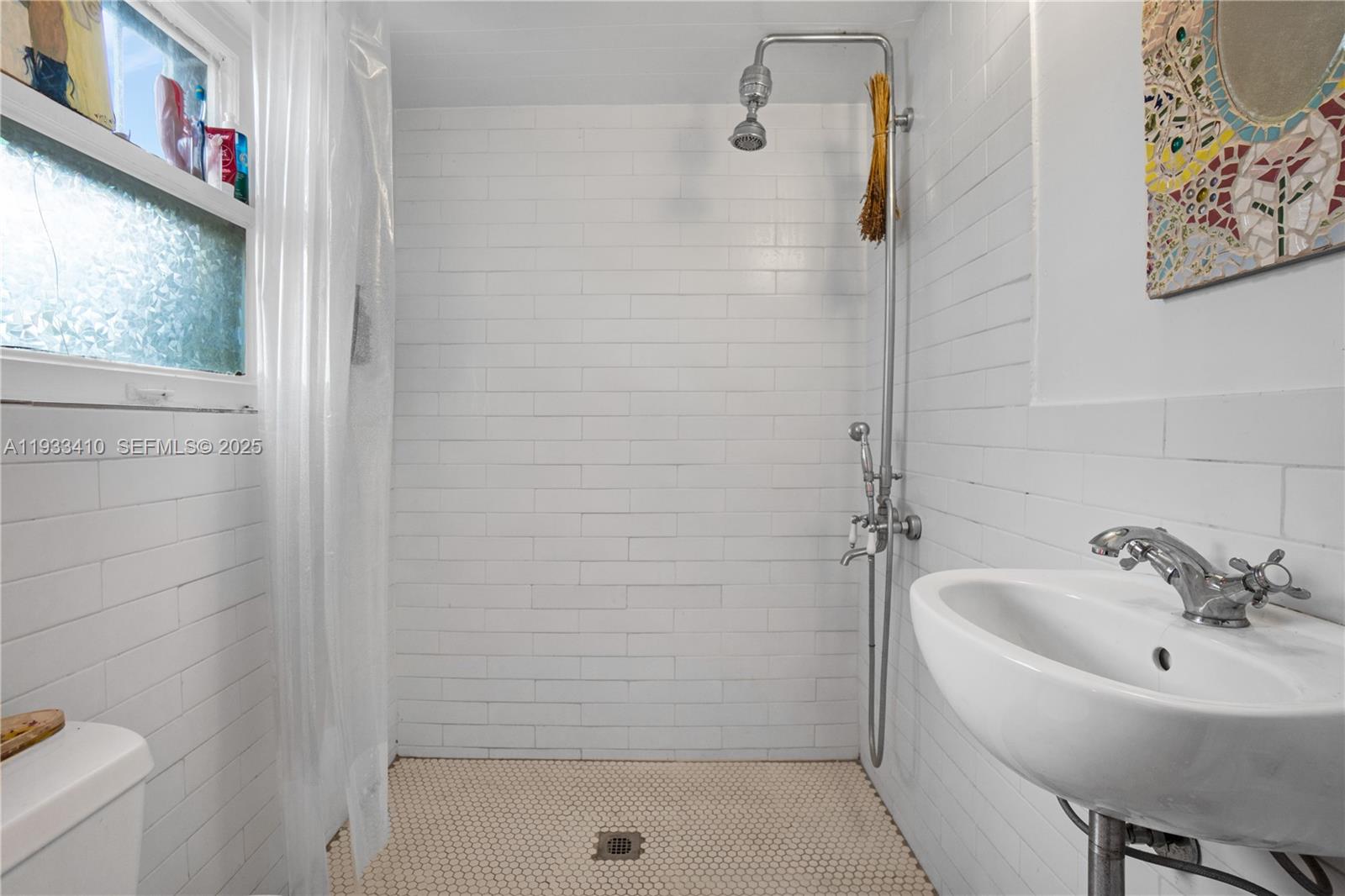 9210 NW 4th Ave Miami, FL 33150