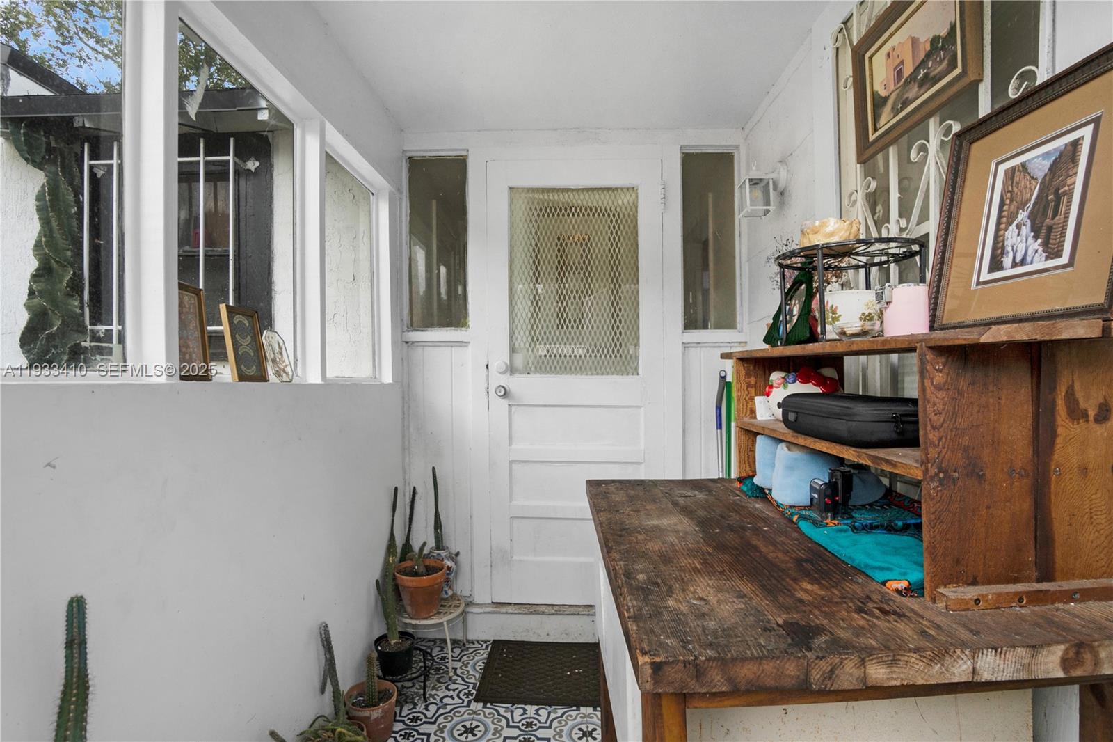 9210 NW 4th Ave Miami, FL 33150