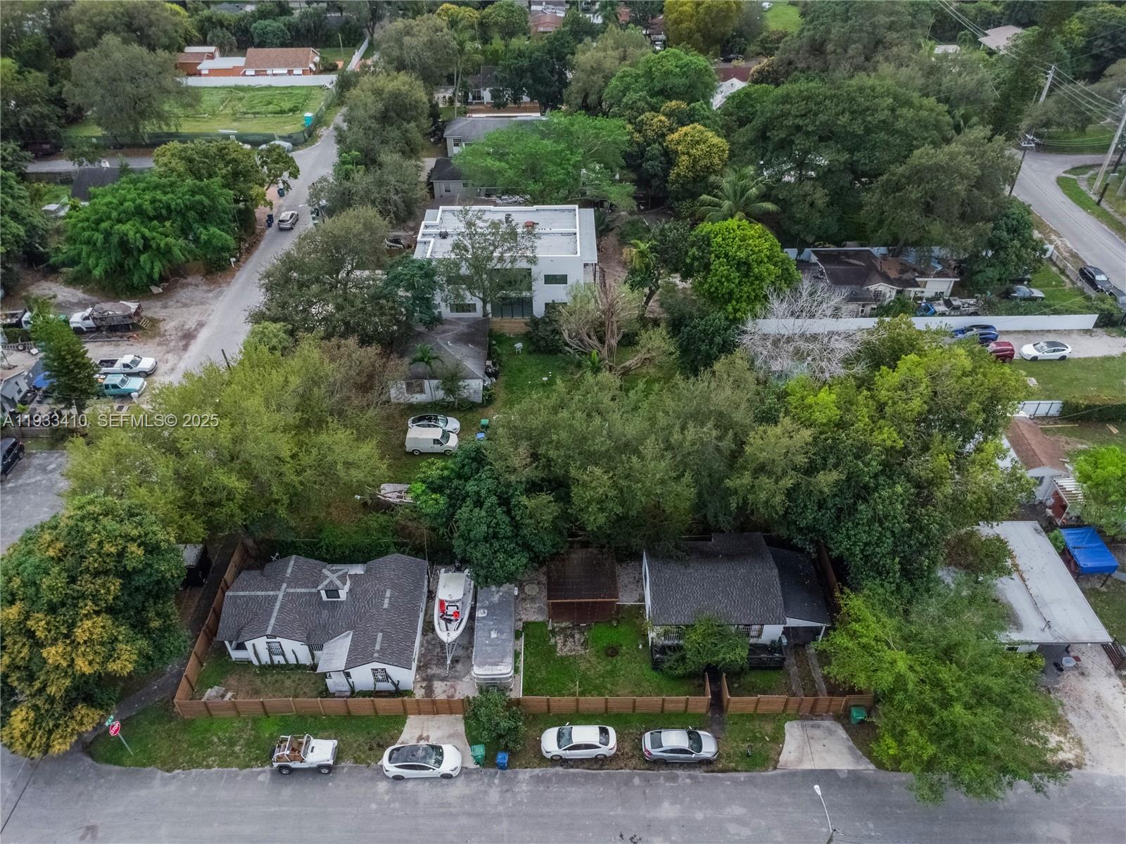 9210 NW 4th Ave Miami, FL 33150