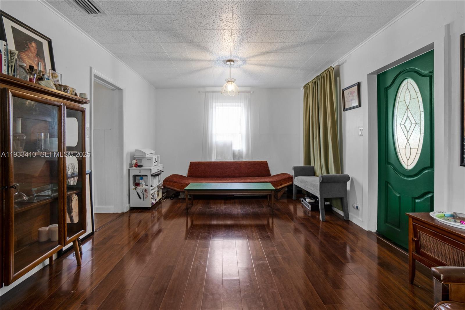 9210 NW 4th Ave Miami, FL 33150