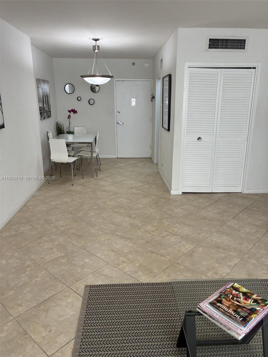 image Mirador 1000 (South Tower)9