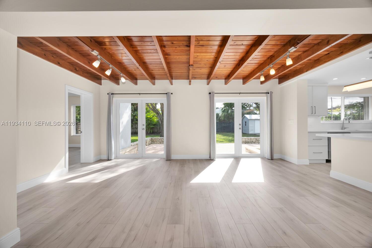 6110 SW 79th St South Miami, FL 33143